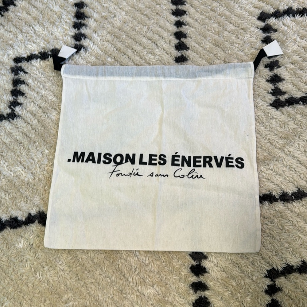 NEW Maison Les Enerves dust bag